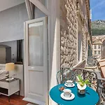 Palace Old Town - Ww