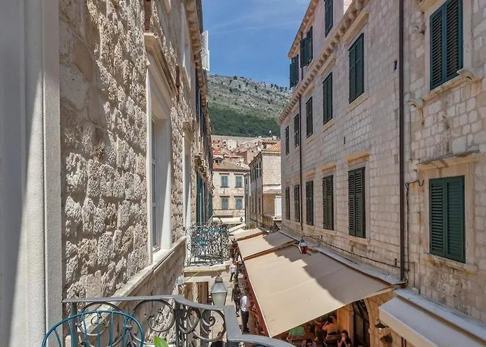 Διαμέρισμα Palace Old Town - Ww *
